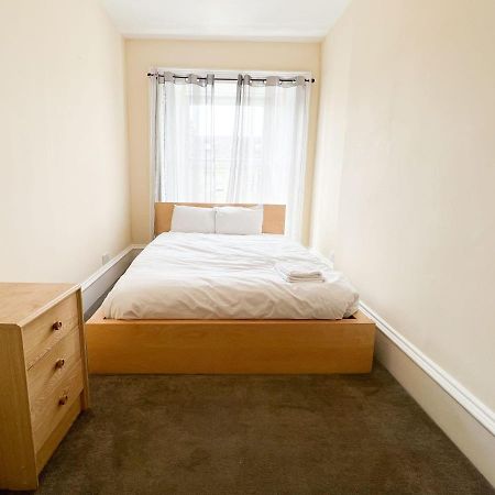 דירות אדינבורו Convenient 3Br Flat On Leith Walk מראה חיצוני תמונה