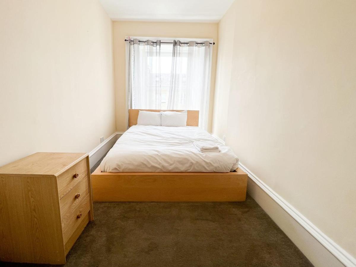 דירות אדינבורו Convenient 3Br Flat On Leith Walk מראה חיצוני תמונה